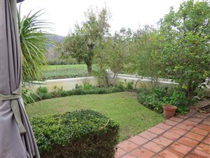 2 Bed Apartment in Franschhoek