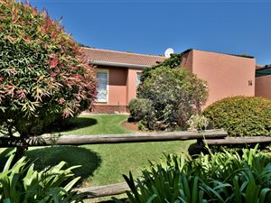 2 Bed Apartment in Alan Manor
