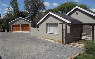 4 Bedroom House in Johannesburg Central and CBD