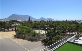 1 Bedroom Apartment in Milnerton Central