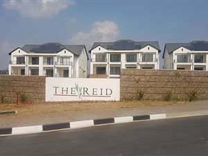 3 Bed Apartment in Linbro Park