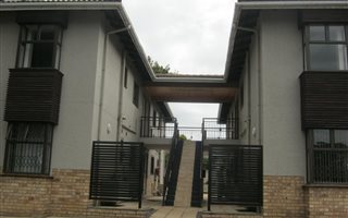 2 Bedroom Townhouse in Pinetown Central