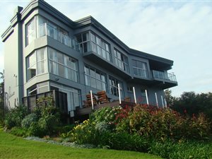 7 Bed House in Herolds Bay