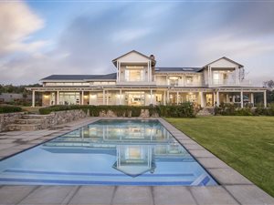 4 Bed House in Waterfall Equestrian Estate