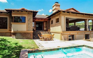 4 Bedroom House in Sonheuwel