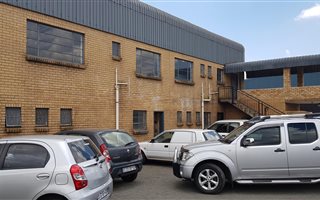 1097 m² Industrial space in Anderbolt