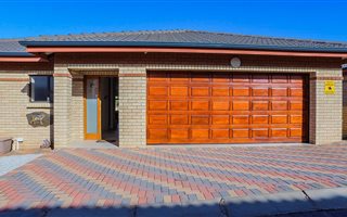 3 Bedroom House in Wavecrest