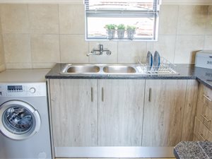 2 Bedroom Apartment in Mooikloof Gardens
