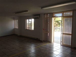 916 m² Industrial space in Kya Sands