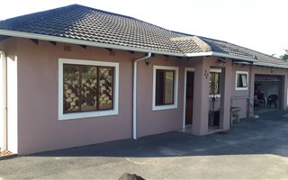 3 Bedroom Simplex in Berkshire Downs