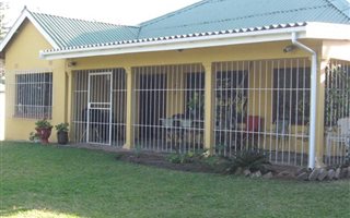 4 Bedroom House in Sea Park