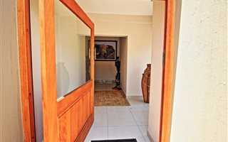3 Bedroom House in Ruimsig Country Estate