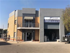445 m² Industrial space in Gateway Industrial Park