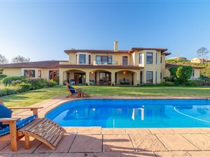 5 Bed House in Eastford Country Estate