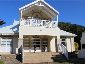 4 Bed House in Port Edward