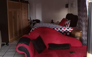 Studio apartment in President Park