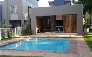 3 Bedroom Duplex in Brentwood Park