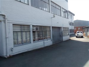 843 m² Commercial space in Pineside
