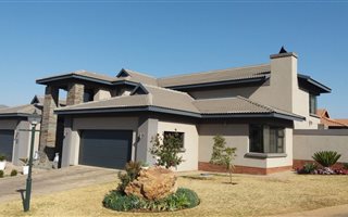 5 Bedroom House in Rynfield
