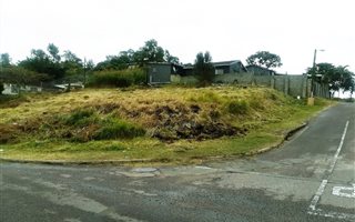 630 m² Land available in Stanger Central