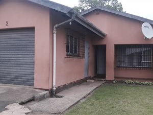 3 Bed Apartment in Isipingo Rail