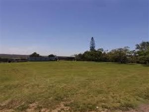 900 m² Land available in Houghton Estate