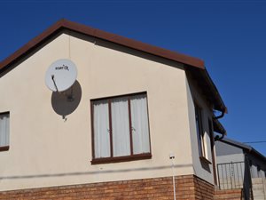 2 Bed House in Mahube Valley