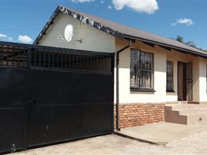 2 Bed House in Soshanguve