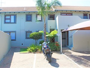 3 Bed Townhouse in Verwoerdpark