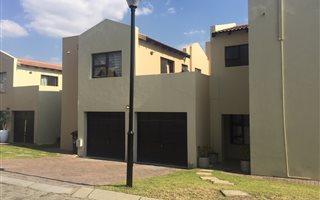 3 Bedroom Townhouse in Dainfern