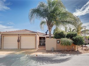 3 Bed House in Sonstraal East