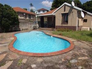 4 Bed House in Woodlands