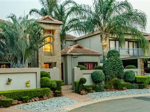 3 Bed House in Rose Acres Estate