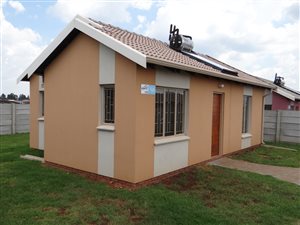 2 Bed House in Katlehong