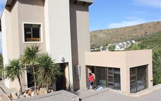 3 Bedroom House in Island View