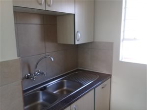2 Bed Apartment in Sinoville