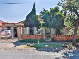 3 Bed House in Highlands North