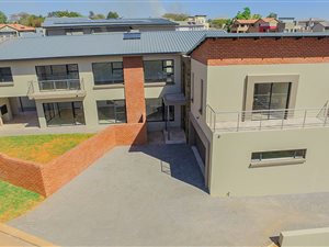 4 Bed House in Olympus