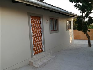 1 Bed Garden Cottage in Umgeni Park