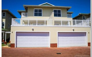 4 Bedroom Townhouse in Mt Edgecombe