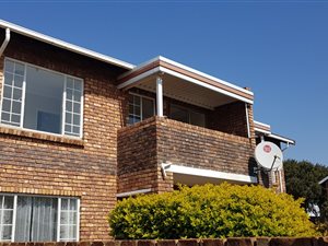 2 Bed Apartment in Clarina