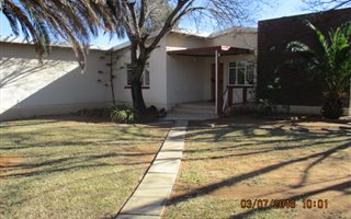 4 Bedroom House in Vryburg