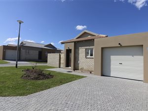 3 Bed House in Oudekloof