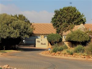 2 Bed Townhouse in Wierda Crest Estate