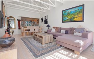 2 Bedroom Apartment in Elton Hill