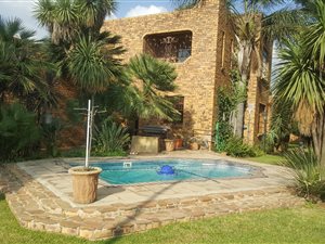 3 Bed House in Denneoord