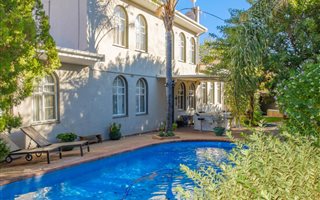 5 Bedroom House in Panorama