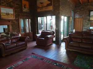 4 Bed House in Lynnwood Ridge