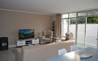 2 Bedroom Apartment in Hout Bay and surrounds
