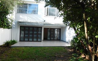3 Bedroom Townhouse in Melrose